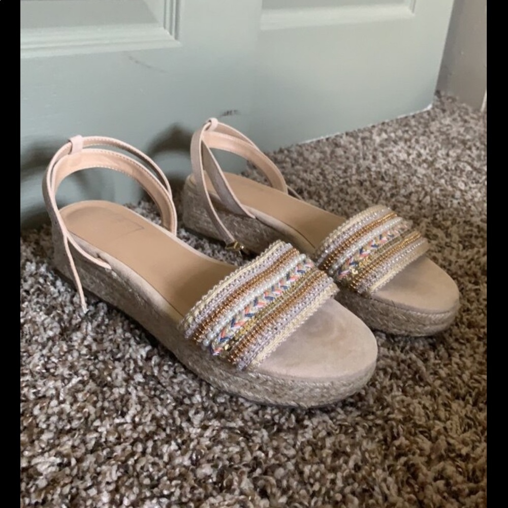 Shoes. Only worn once